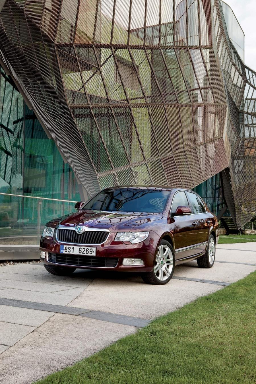  Skoda Superb 2008 года  (фото 88 из 131)